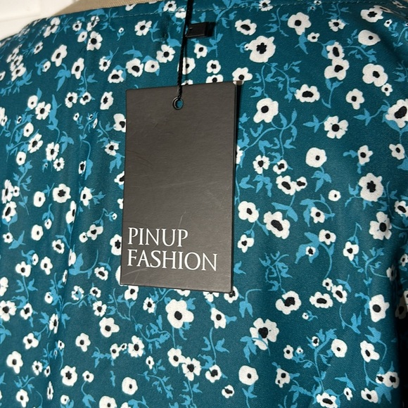 NWT Pinup Fashion Plus Size 24W Blue Floral Prairie Cottage Dress - Picture 8 of 10